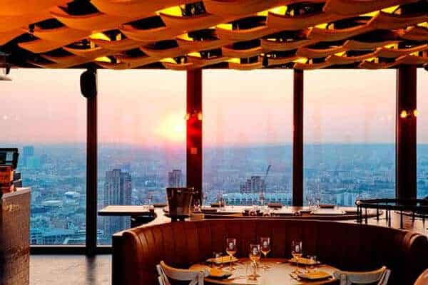 Duck and Waffle restaurant 